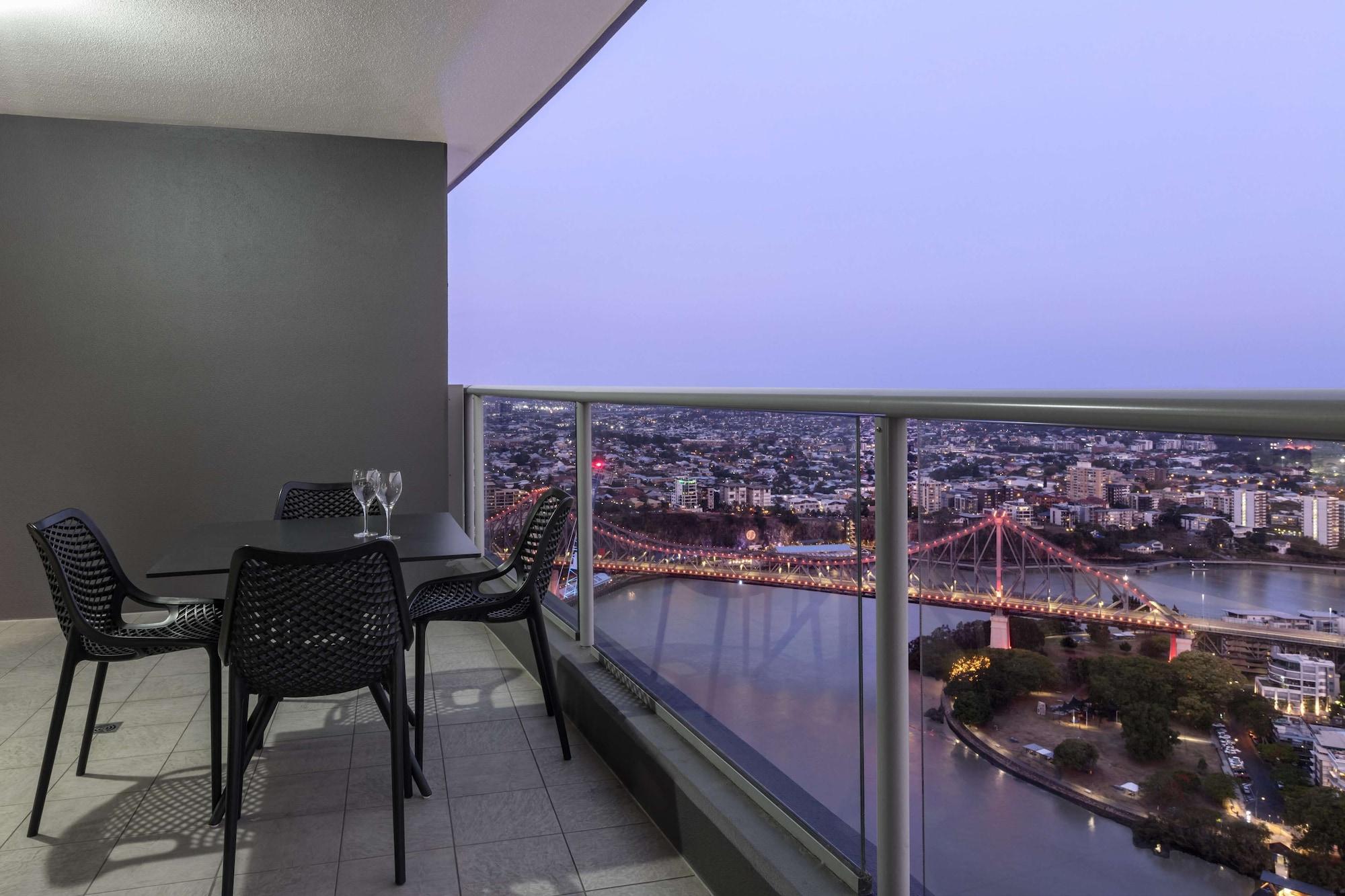 Oaks Brisbane Aurora Suites 외부 사진
