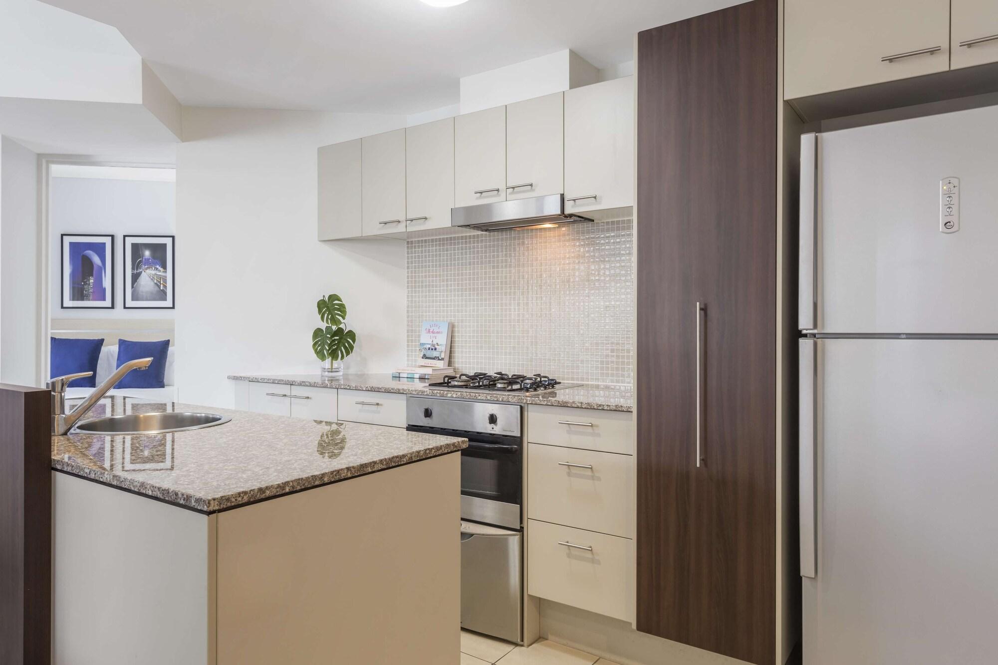 Oaks Brisbane Aurora Suites 외부 사진