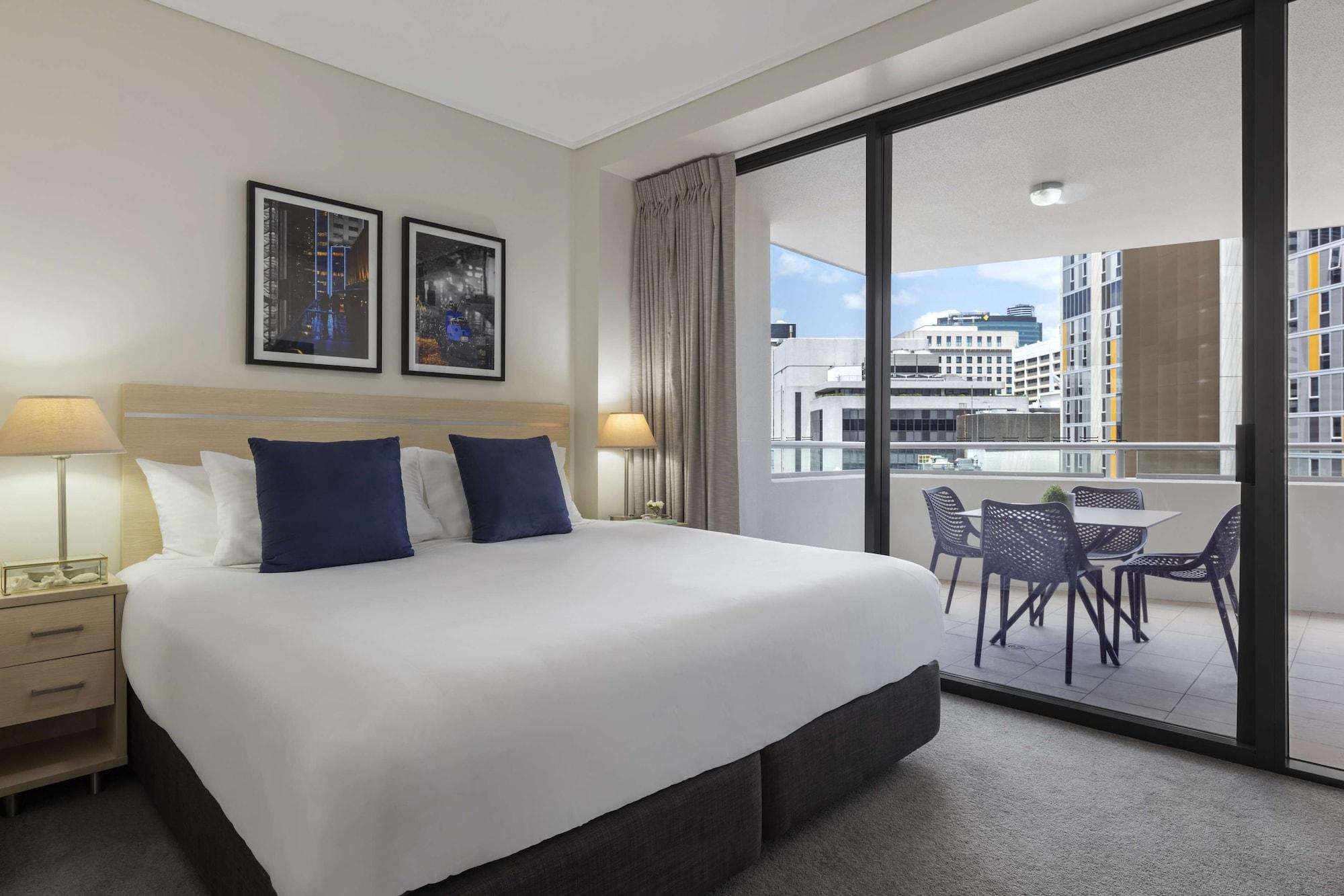 Oaks Brisbane Aurora Suites 외부 사진
