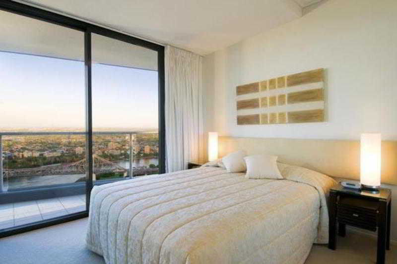Oaks Brisbane Aurora Suites 외부 사진